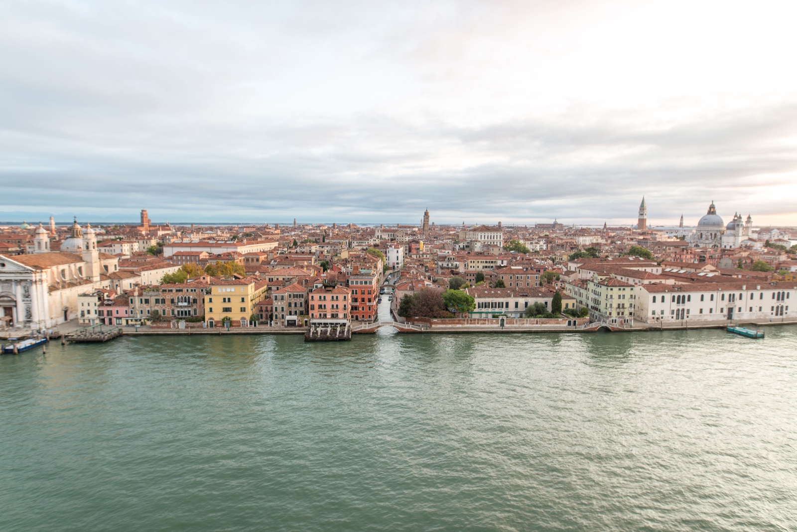 Einfahrt in Venedig
