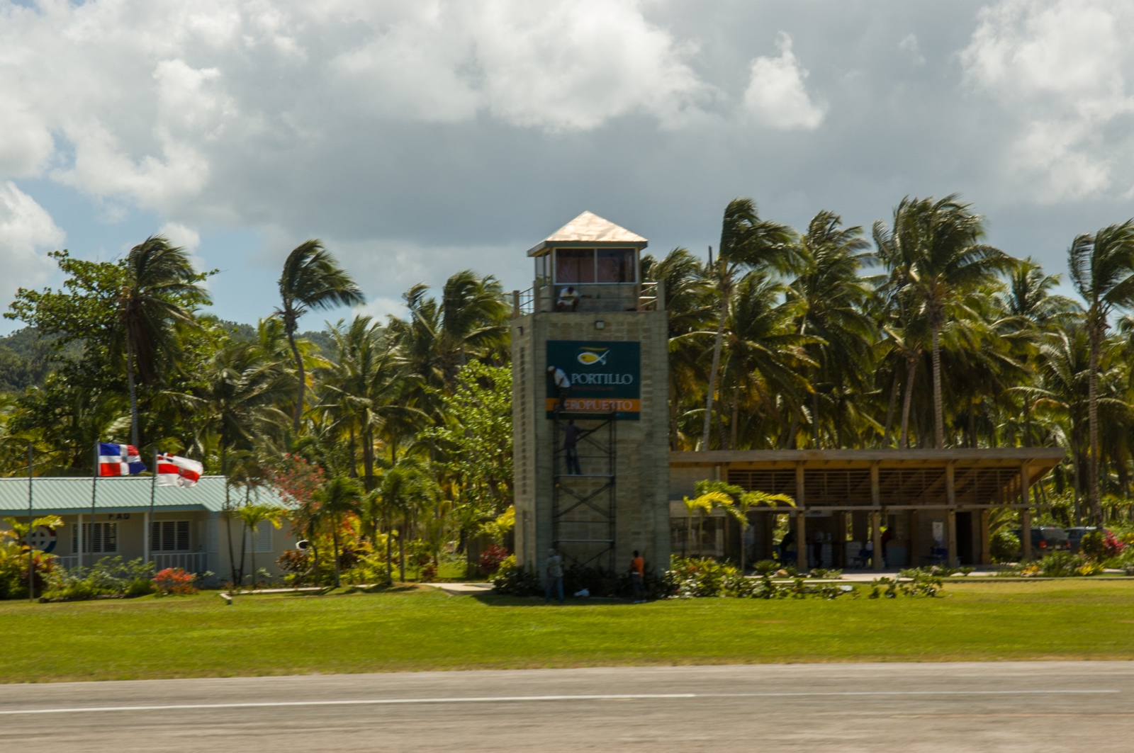 Aeropuerto Arroyo Barril, Samana