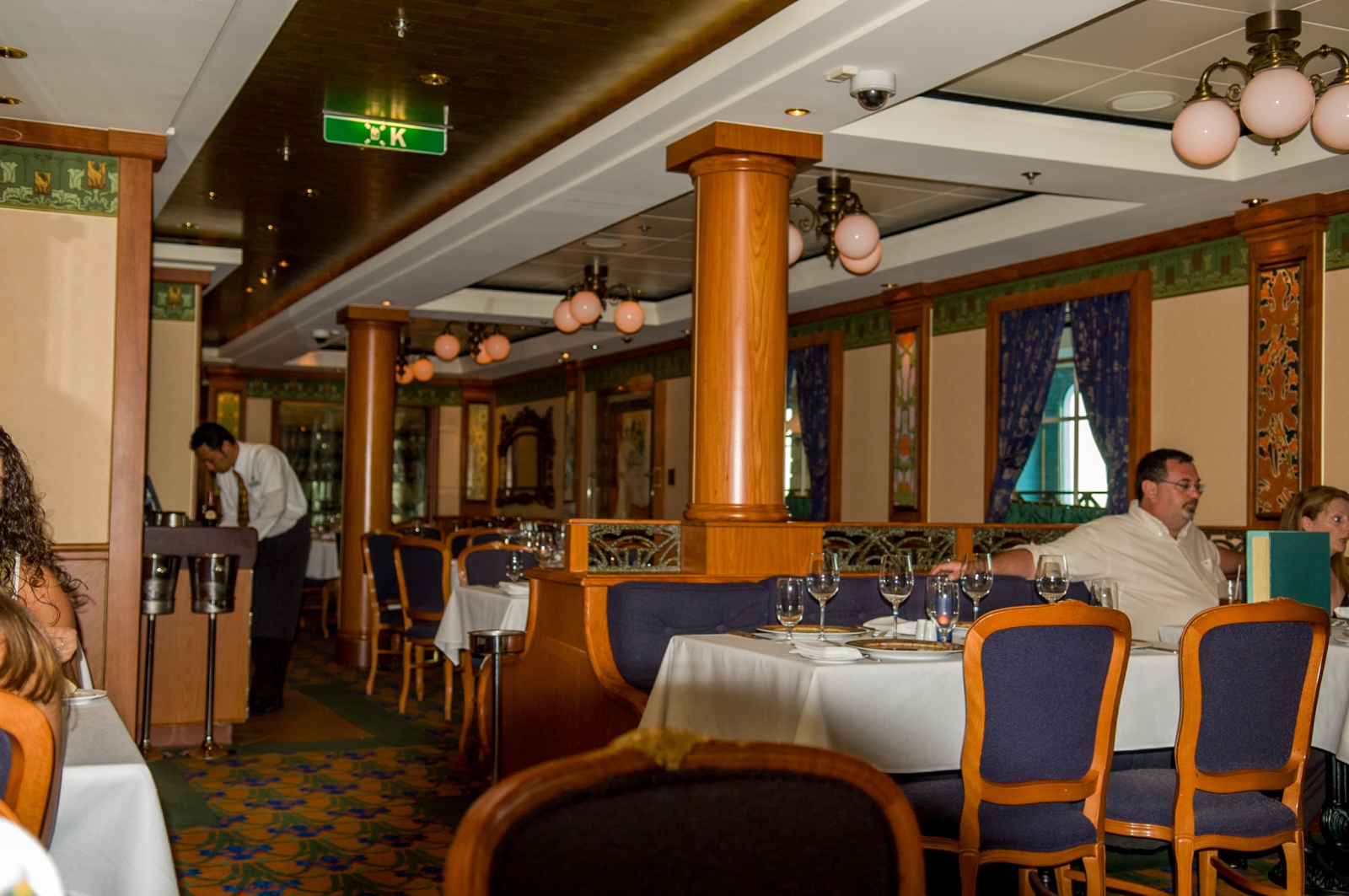 Restaurant auf dem Schiff