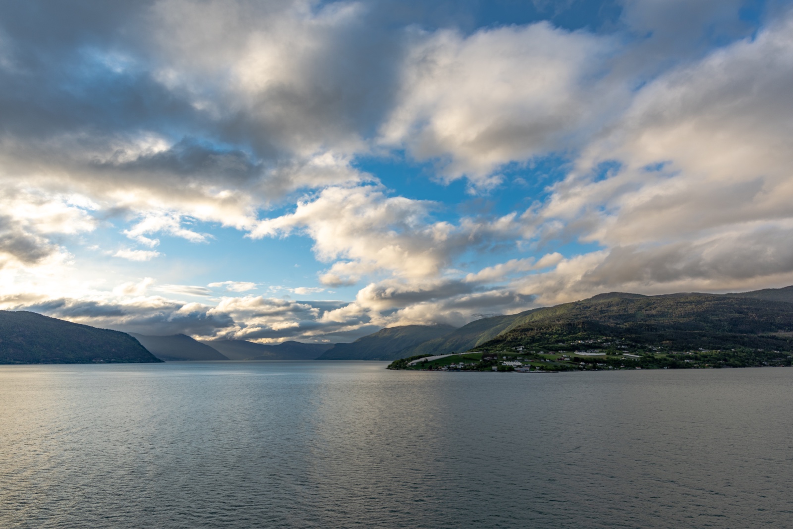 Einfahrt in den Sognefjord, Norwegen