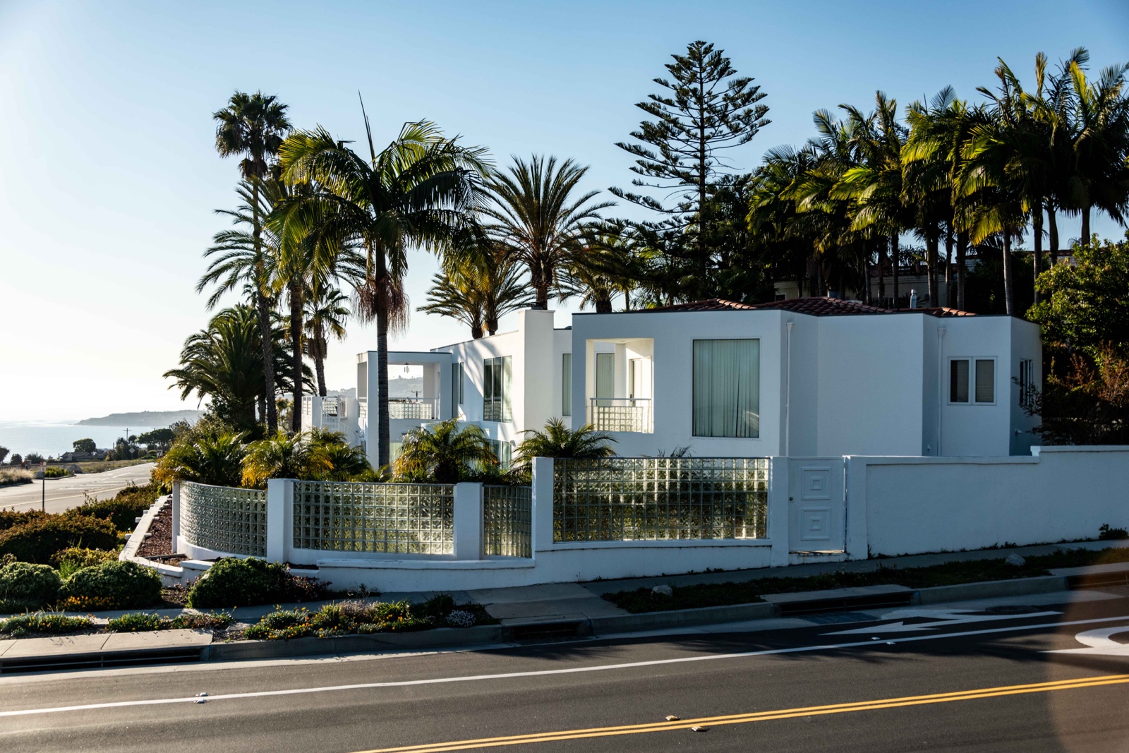 Building in Palos Verdes, Los Angeles