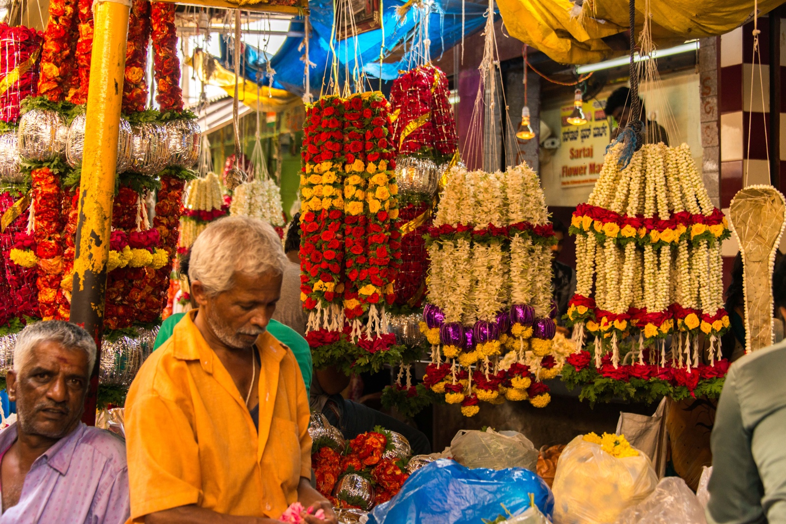 Markt in Mysore - Blumenschmuck